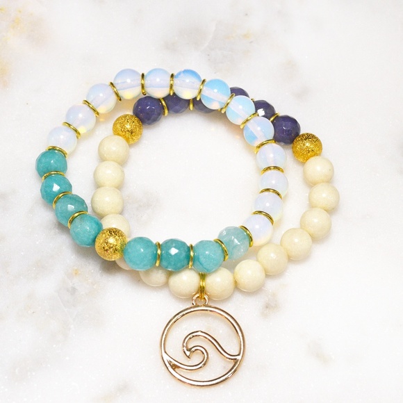 Gemstone beaded stacking bracelet, boho bracelet - Picture 2 of 2